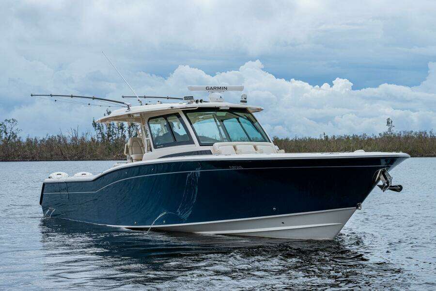 Grady White 45 Pura Vida - Exterior Profile