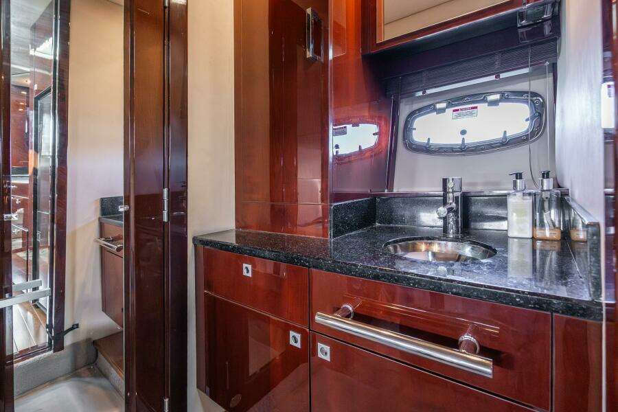 2009 Sea Ray 47 Sundancer