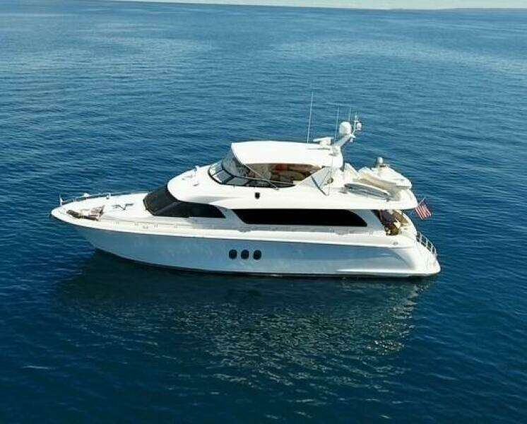 2009 Hatteras 72 Motor Yacht