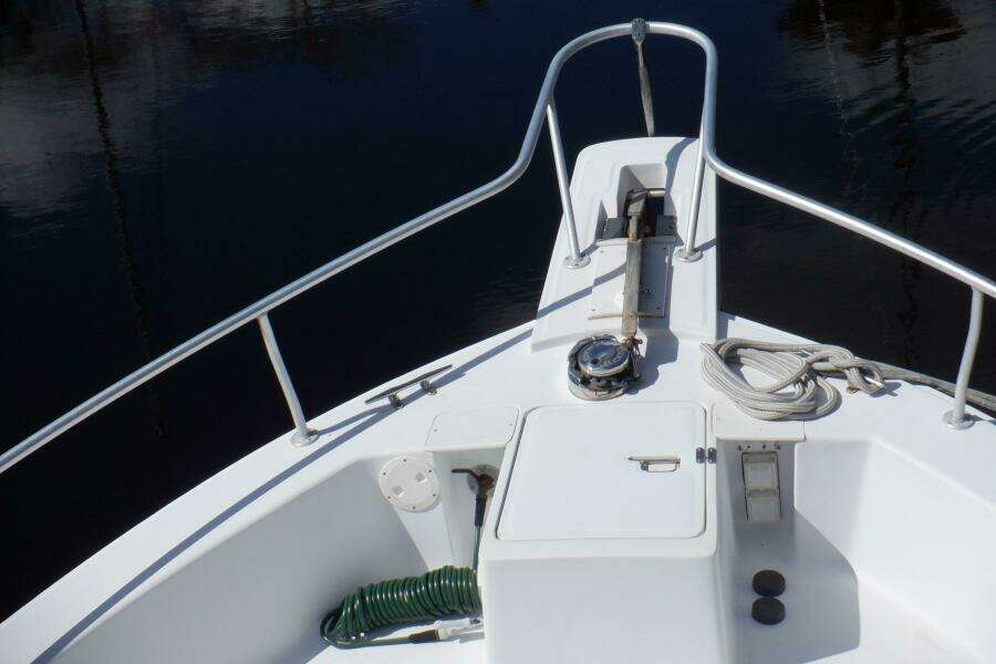 1999 Mainship 350 Trawler