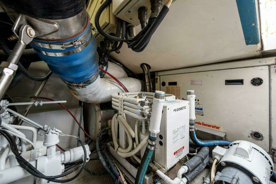 1999 Ocean Yachts Convertible