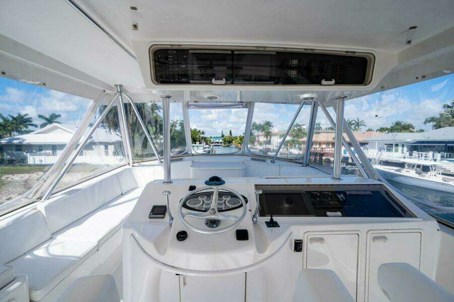 1999 Ocean Yachts Convertible