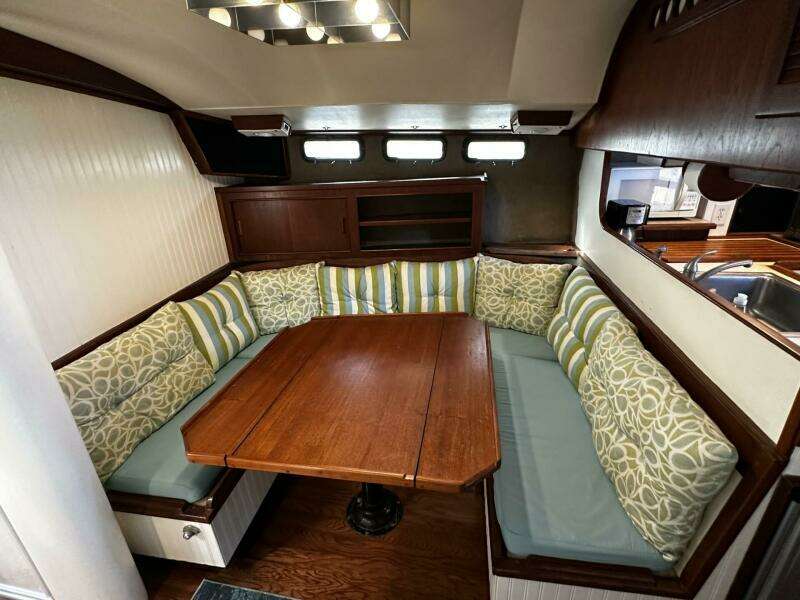 1975 Morgan Out Island 51