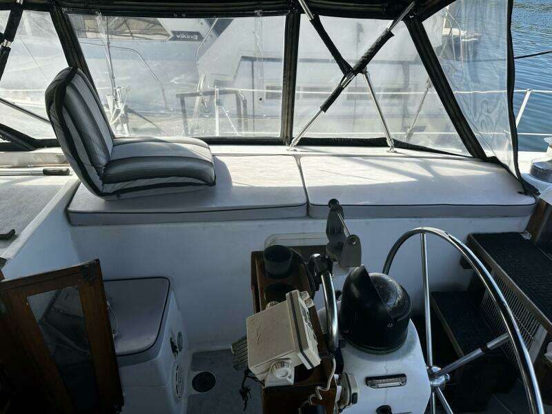 1975 Morgan Out Island 51