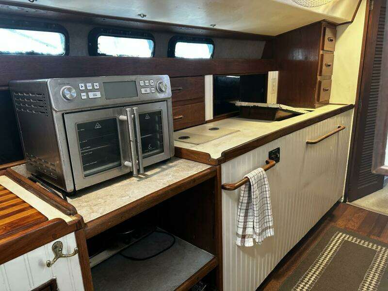 1975 Morgan Out Island 51