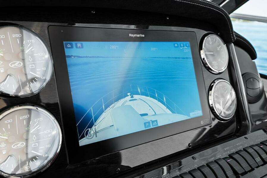 Raymarine display