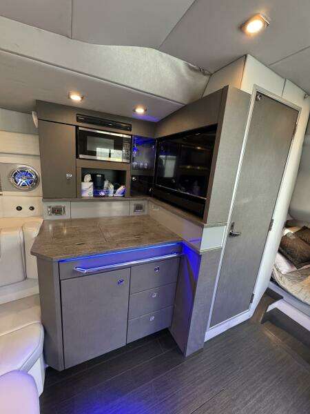 2018 Formula 430 Super Sport Crossover