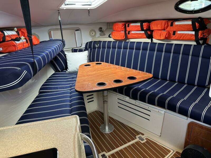 2015 Wellcraft 390 Coastal