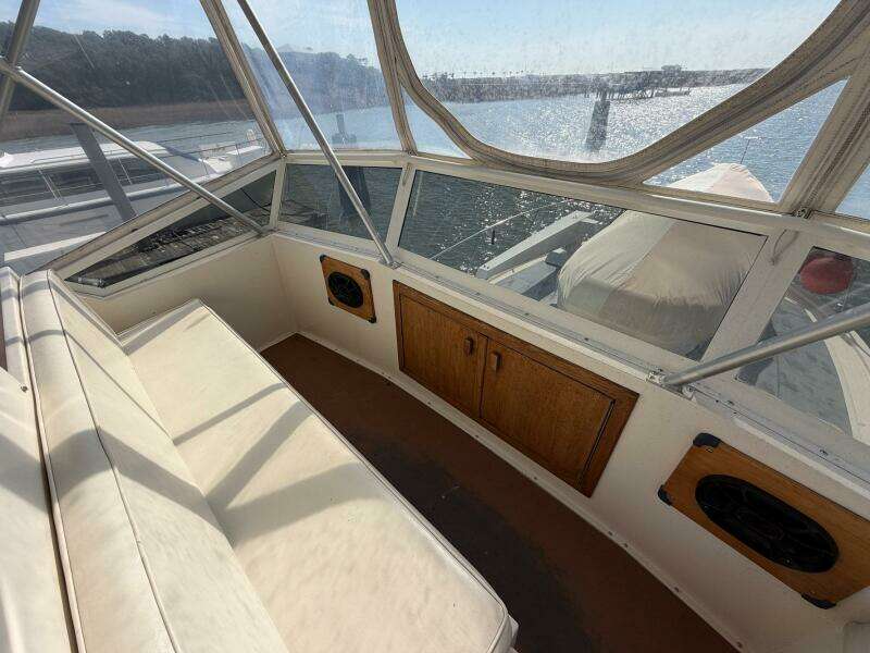 1987 Viking 44 Motor Yacht