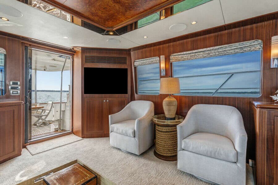 2013 Ocean Alexander 65 PILOTHOUSE