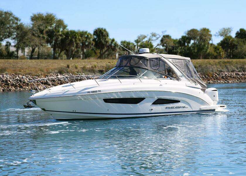 2021 Regal 33 XO
