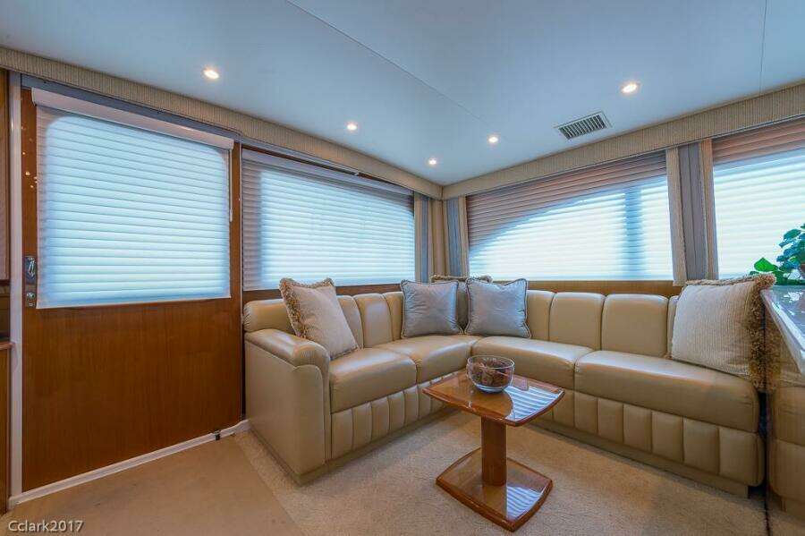 2007 Post 53 Convertible