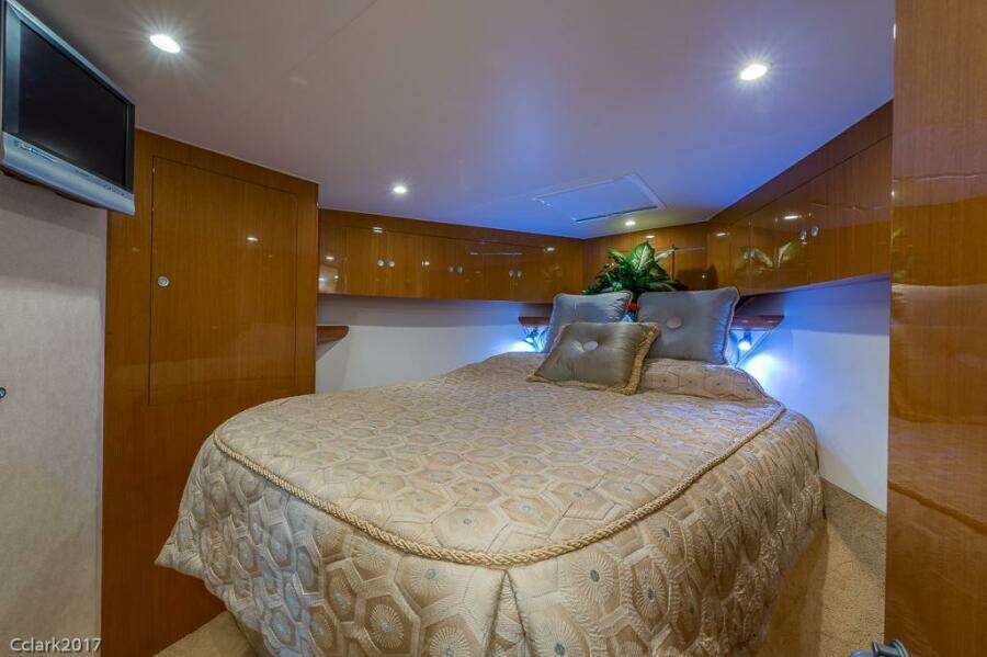 2007 Post 53 Convertible