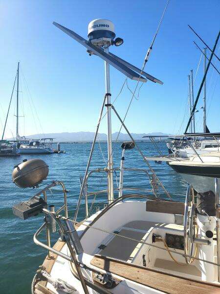 1987 Cape Dory 330