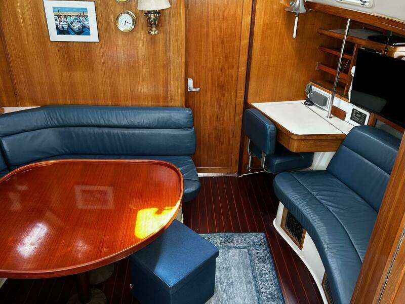 1999 Catalina 42 MKII