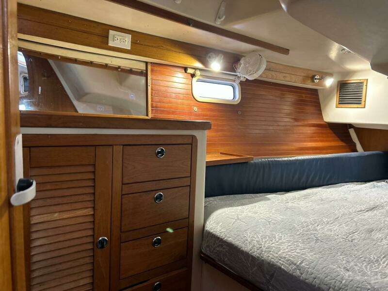 1999 Catalina 42 MKII