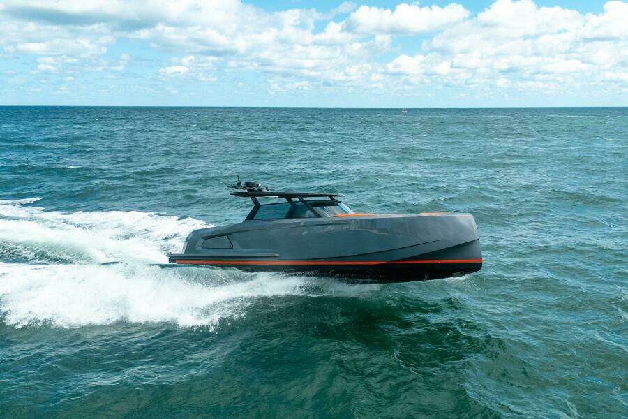 2022 Vanquish Yachts VQ45