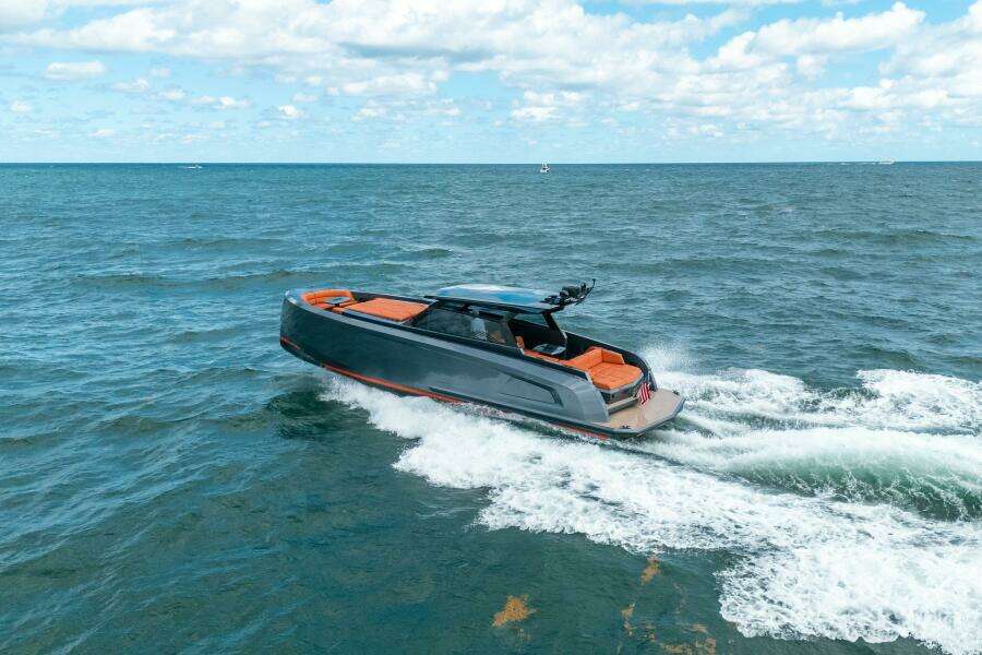 2022 Vanquish Yachts VQ45