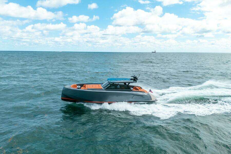 2022 Vanquish Yachts VQ45
