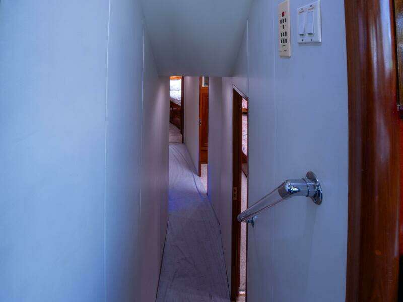 1998 Viking 58 Convertible