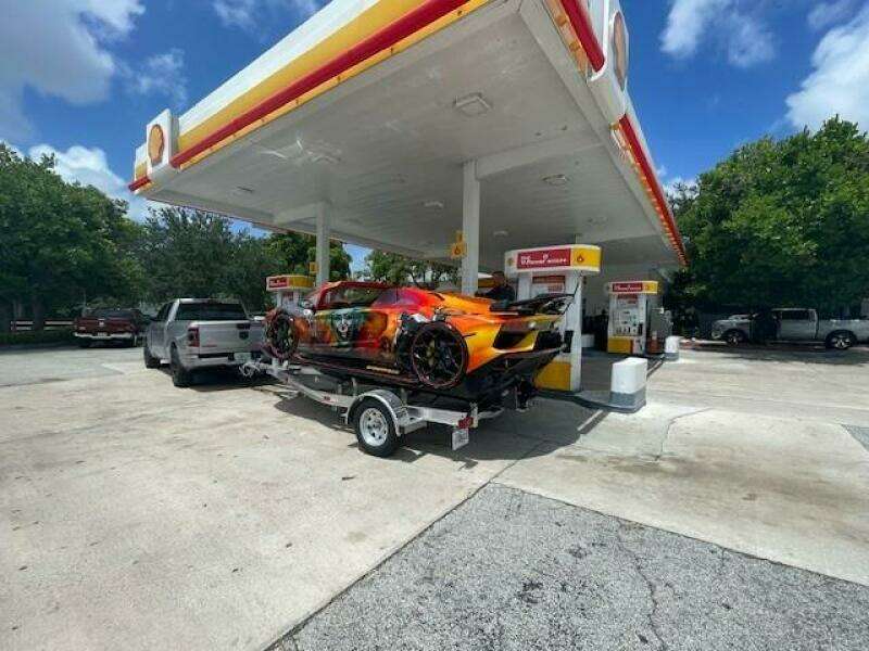 2024 Watersports Car L Series