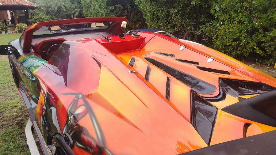 2024 Watersports Car L Series