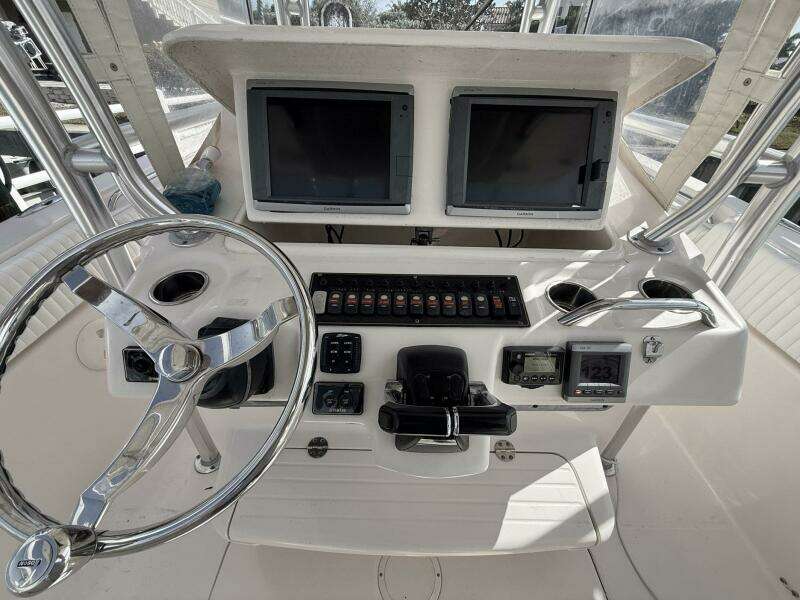 2013 Grady-White Canyon 306