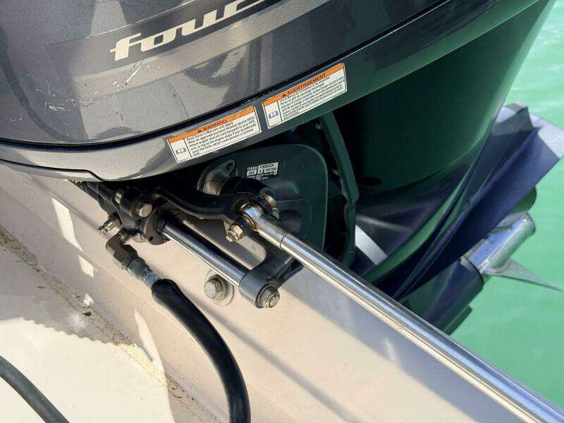 2013 Grady-White Canyon 306