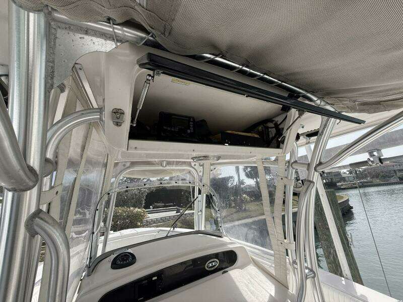 2013 Grady-White Canyon 306