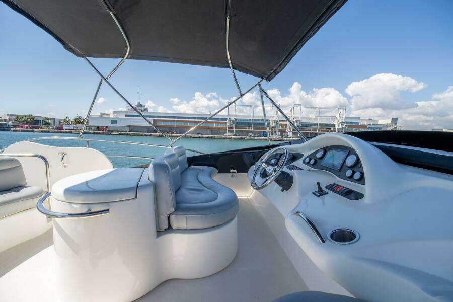 2001 Azimut 46