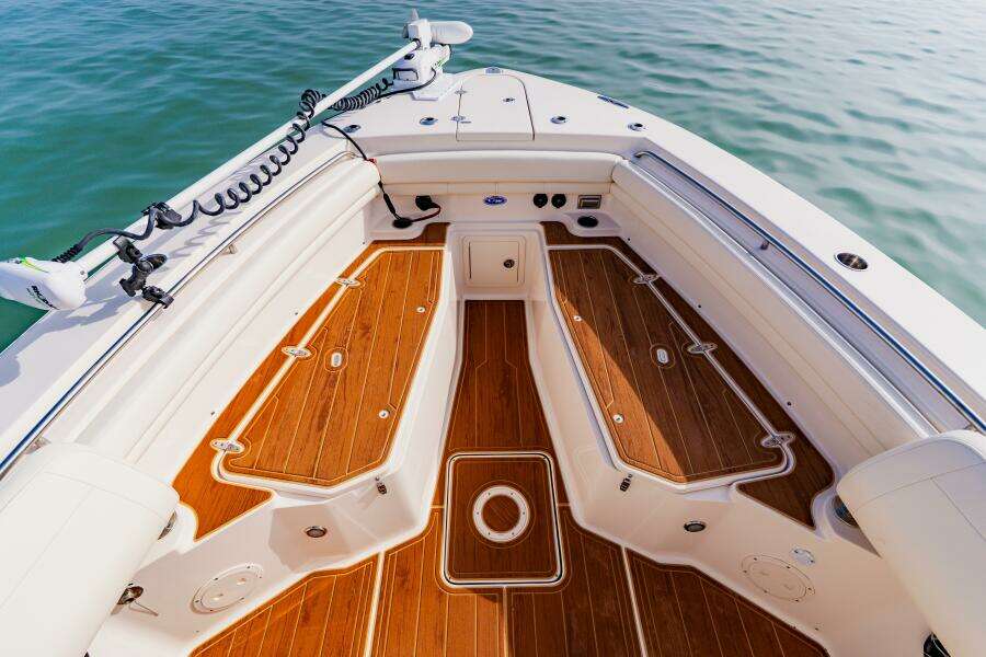 2021 Grady-White 306 Canyon