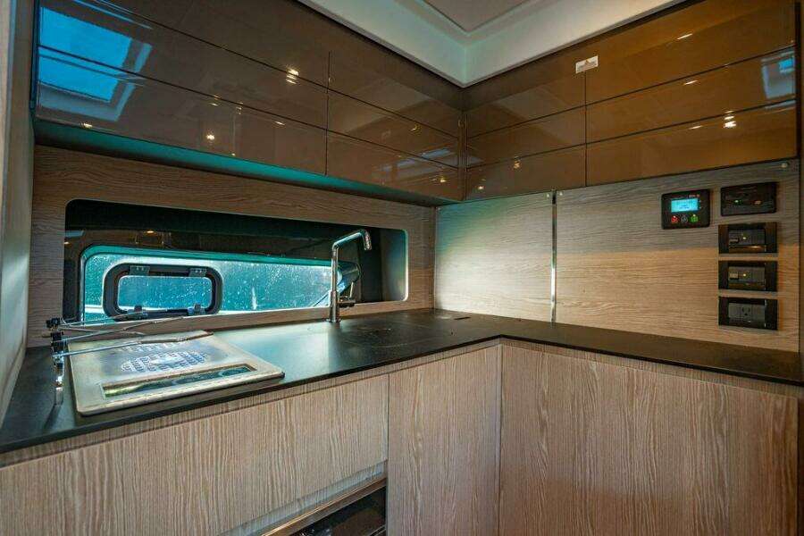 Azimut Atlantis 45 - Relax Josephine - Cabin, Galley