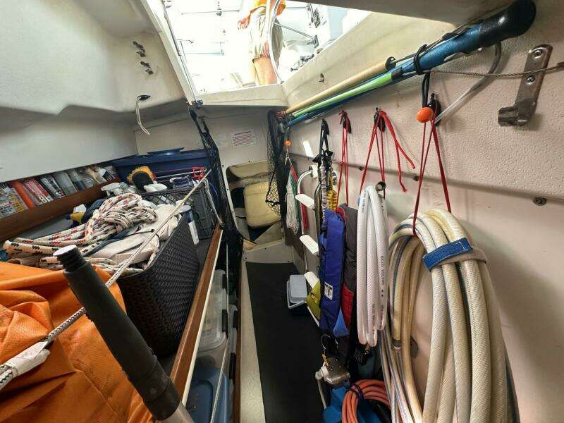 2005 Catalina Morgan 440