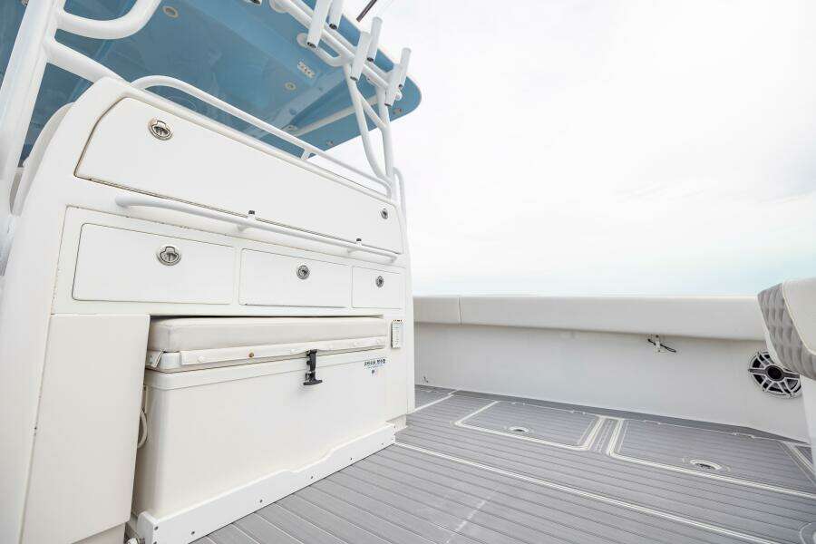 2020 Invincible 40’ Catamaran