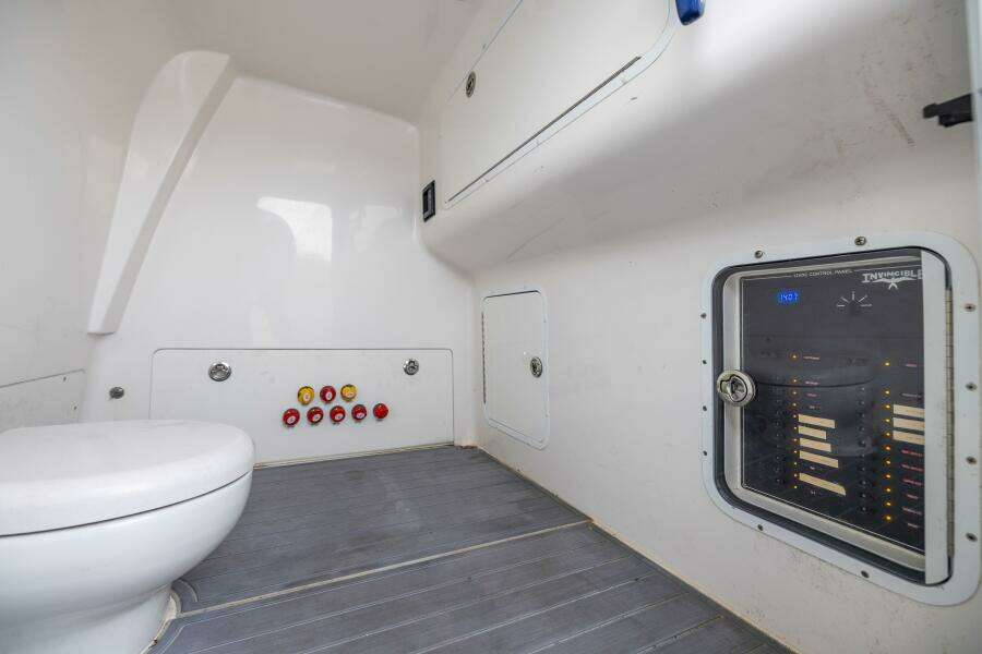 2020 Invincible 40’ Catamaran