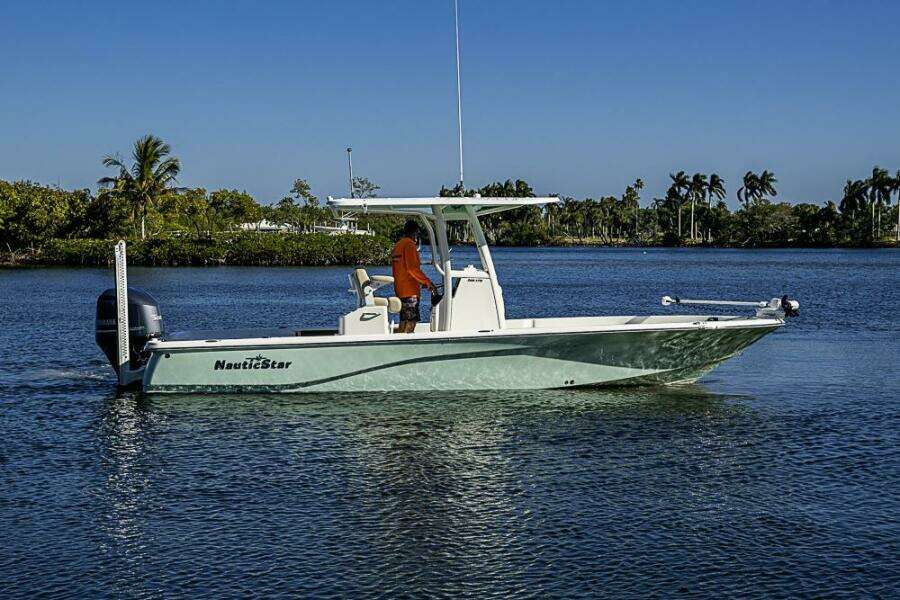 2018 NauticStar 265 XTS