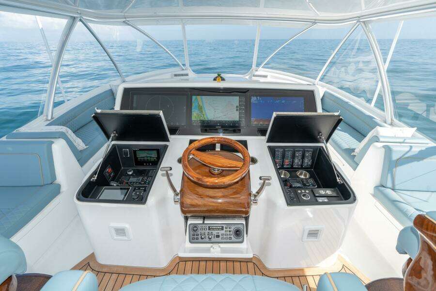 2025 Viking 90C "Zatara" 