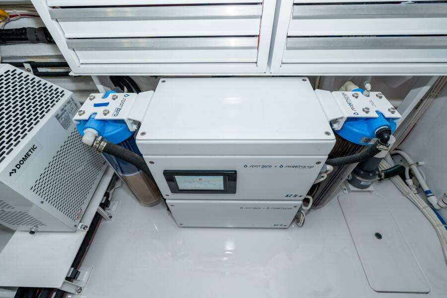 2025 Viking 90C "Zatara" 