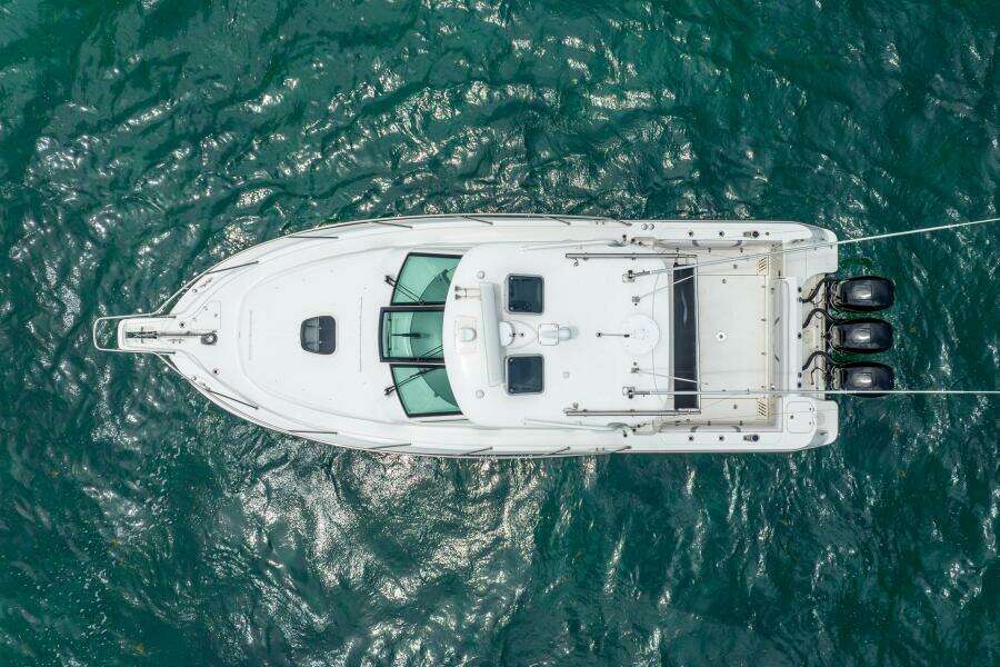 2012 Boston Whaler 345 Conquest - Profile 