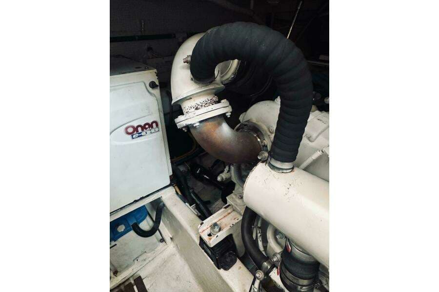 2008 Sabre 38 Hard Top Express