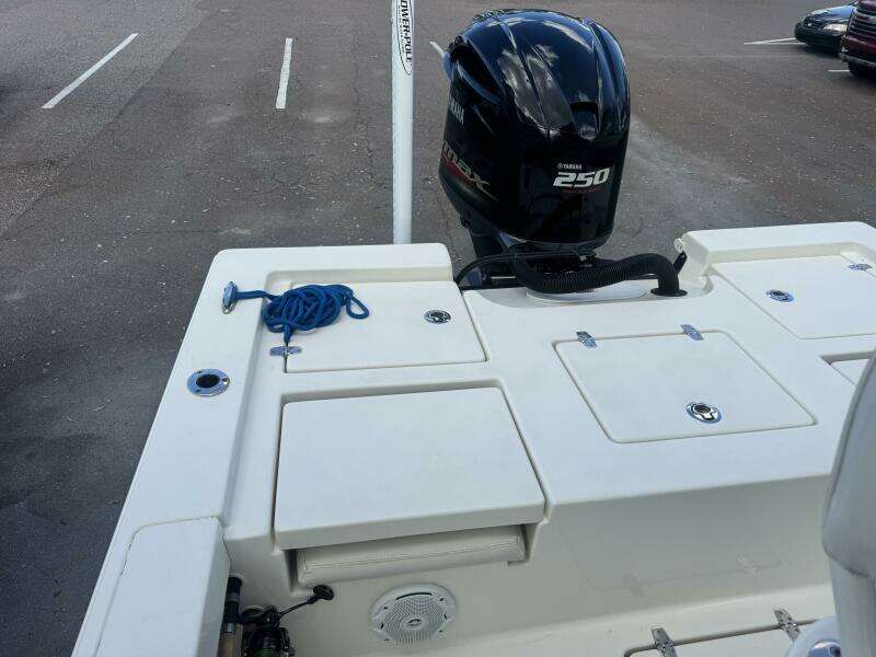 2016 Pathfinder 2400 TRS