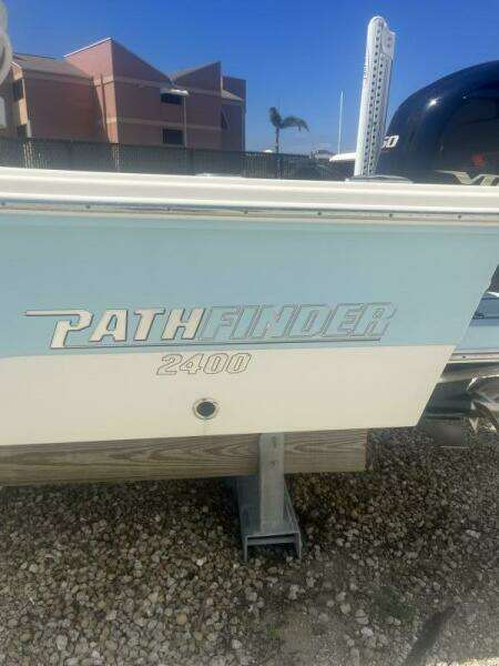 2016 Pathfinder 2400 TRS
