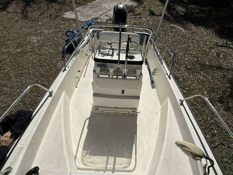 2013 Boston Whaler 170 Montauk