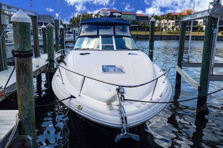 2006 Sea Ray Sundancer 320