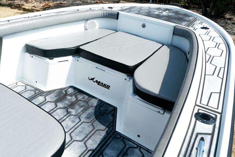 1980 Mako 214 Walkaround