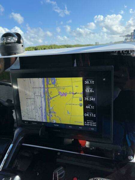 1980 Mako 214 Walkaround