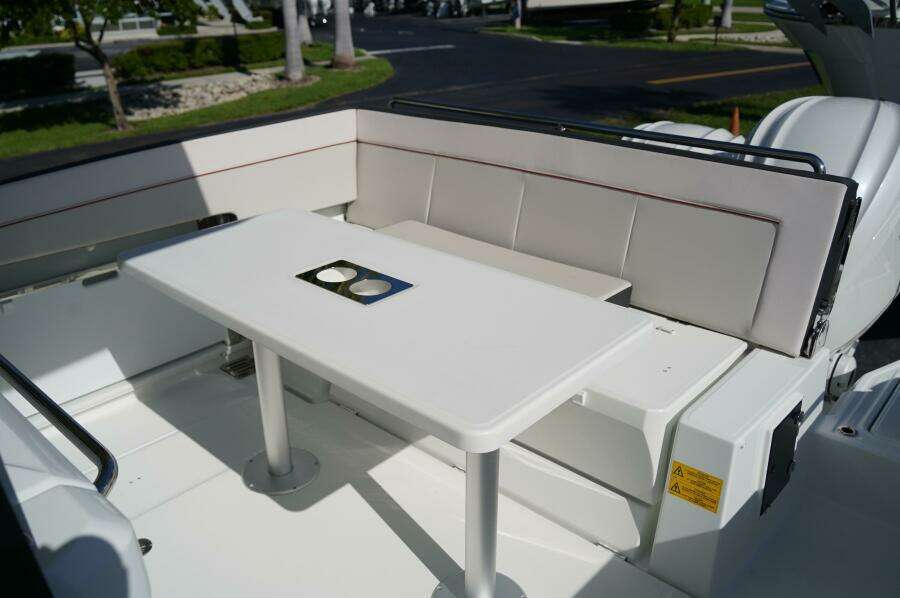 2025 Jeanneau Leader 9.0 WA S2