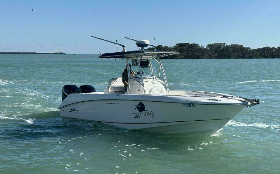 2006 Boston Whaler 270 Outrage
