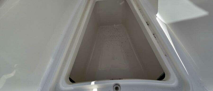 2006 Boston Whaler 270 Outrage