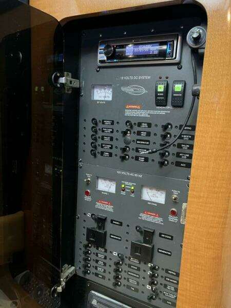 2008 Chaparral 350 Signature